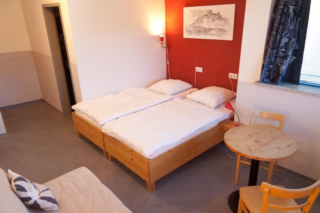 Babelfish Hostel Wurzburg Room photo